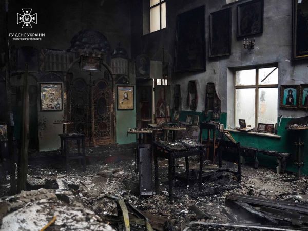 В Николаевской области перед рассветом сгорела церковь