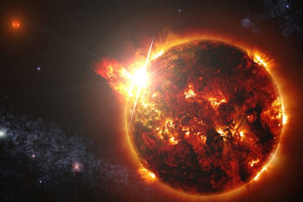 На Солнце зафиксирована сильнейшая за шесть лет вспышка: какие будут последствия