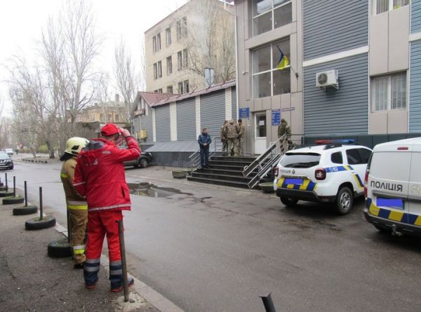 В Николаеве в Центральном районном суде искали мину