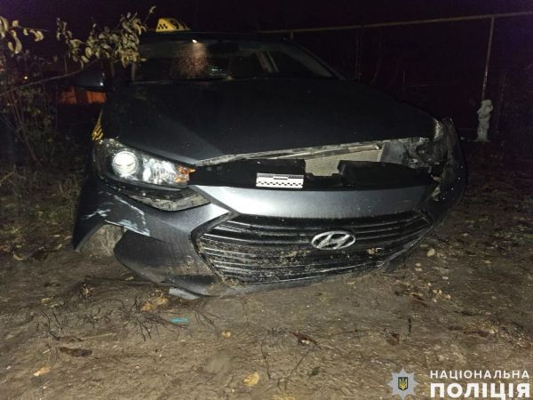 В Николаевской области злоумышленник угнал и разбил автомобиль