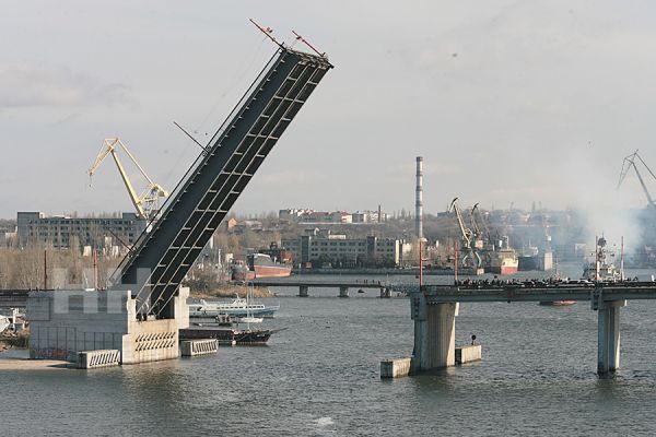 Южнобугский и Ингульский мосты в Николаеве окончательно перешли на баланс государства