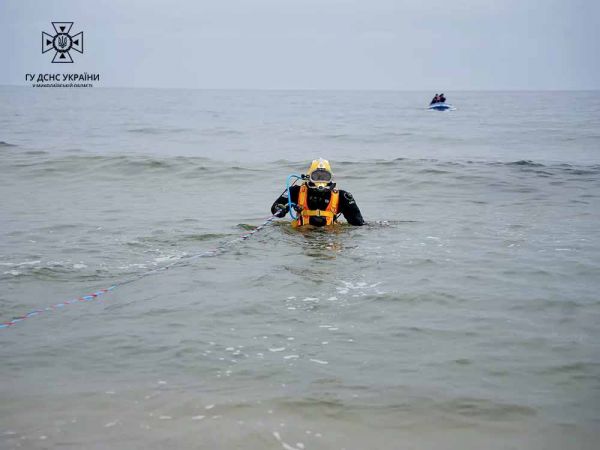 Николаевские водолазы продемонстрировали готовность к спасательным операциям на море