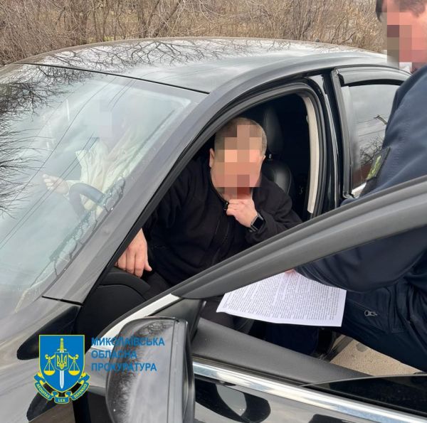 На взятке в Николаевской области поймали чиновника Укртрансбезопасности