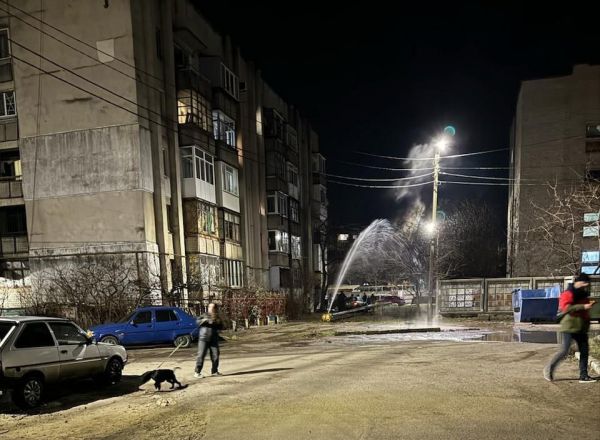 В Николаеве водитель сбил воздушную сеть «Облтеплоэнерго»: без отопления остались 27 многоэтажек