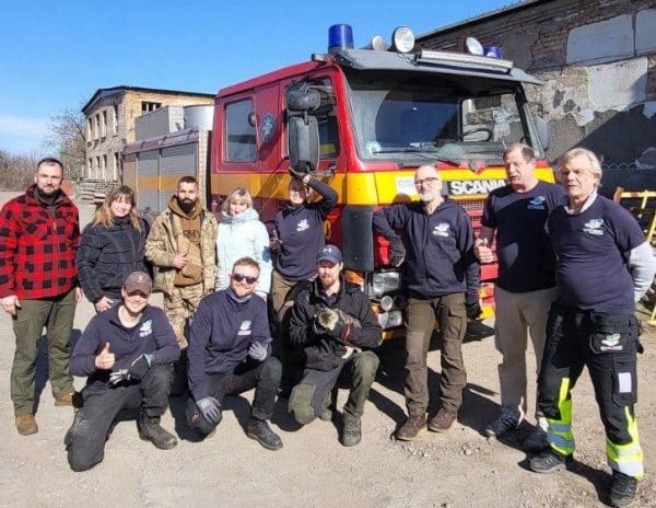 При поддержке двух благотворительных фондов Снигиревка получила современный пожарный автомобиль