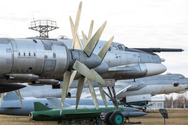 Дроны подбили два Ту-95МС в Энгельсе