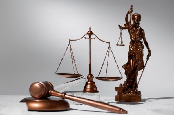 Судью Южноукраинского городского суда отстранили от осуществления правосудия