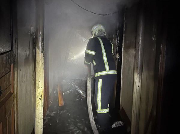 Сегодня вечером из-за пожара в николаевской многоэтажке эвакуировали 40 жильцов