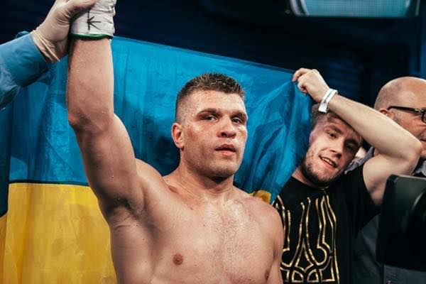 Николаевец Деревянченко поднялся в рейтинге WBC, а его бывший соперник лишен чемпионского пояса