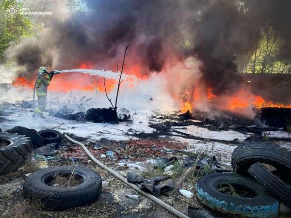 В Николаеве горели автомобильные шины