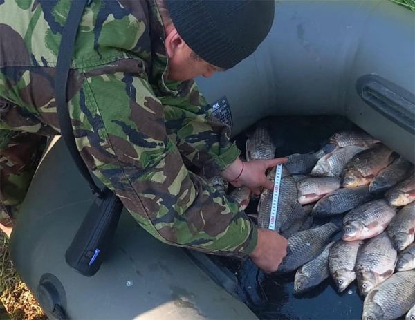 На Николаевщине полицейские задержали 69-летнего старика, который поймал 85 рыб