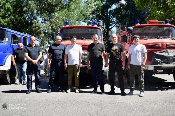 Защищать леса Николаевщины отправились пять новых пожарных машин