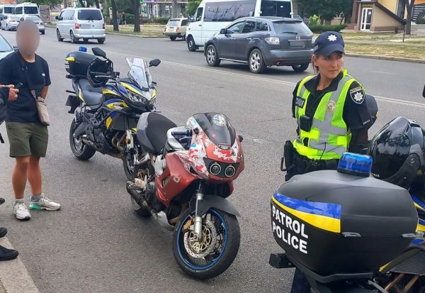 Николаевские полицейские нашли мотоцикл с перебитым вин-кодом