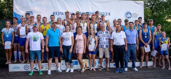 На чемпионате Украины по академической гребле спортсмены николаевской СДЮСШОР завоевали семь медалей