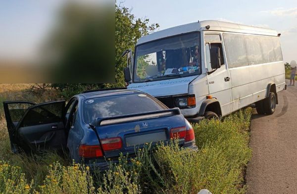 Последствия нарушения правил обгона: авария на трассе Николаев-Парутино-Очаков