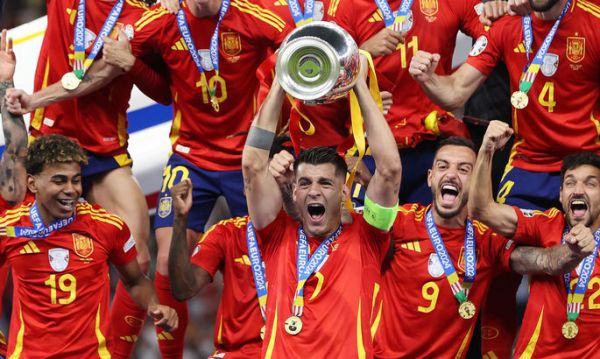 Испания выиграла чемпионат Европы по футболу, Родри – лучший игрок