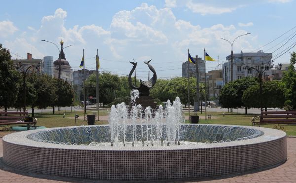 В Николаеве запустили еще один фонтан