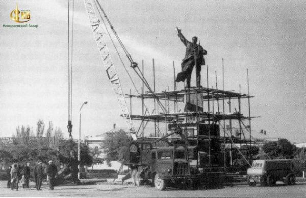 В Николаеве восстановленный памятник содержит исторически недостоверную надпись