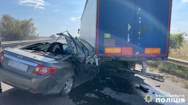 В Николаевской области в аварии на трассе двое погибших