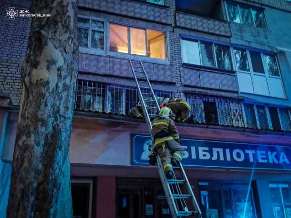 В Николаеве мальчик выпал с балкона седьмого этажа городской высотки