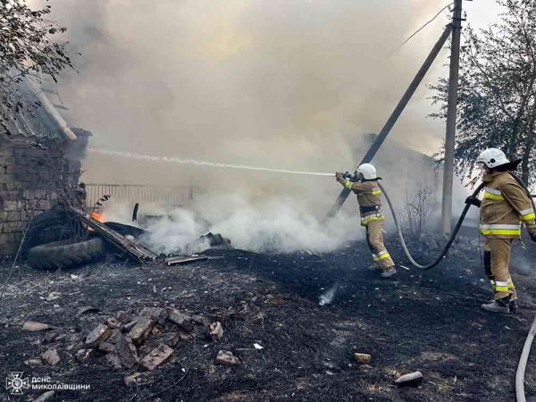 Накануне своего профессионального праздника 120 огнеборцев тушили пожары на Николаевщине