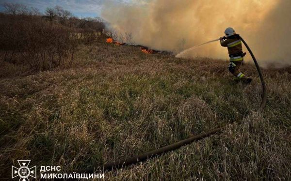 В Николаевской области обгорел и отравился продуктами горения пенсионер