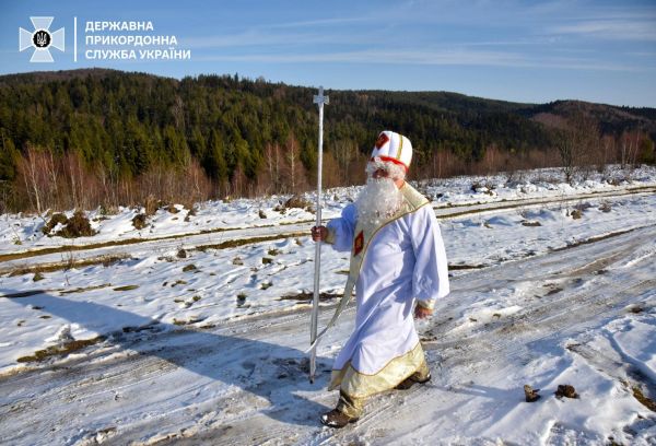 Святой Николай прибыл в Украину через пункт пропуска «Шегини» (фото)