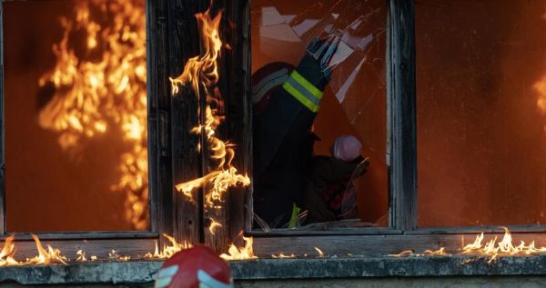 Частные дома и хозпостройки: где горело на Николаевщине 13 декабря