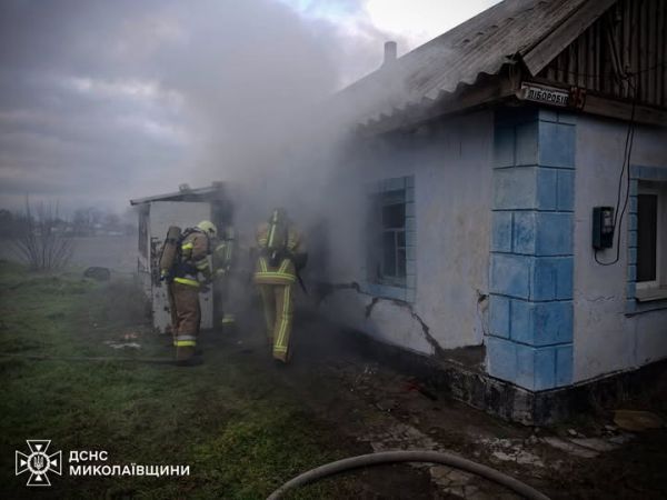 В Николаевской области днем на пожаре нашли тело неизвестного мужчины