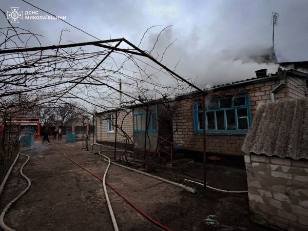 В Николаевской области неожиданно загорелся жилой дом