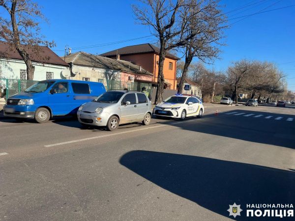 Сегодня днем в Николаеве на пешеходном переходе автомобиль сбил десятилетнюю девочку